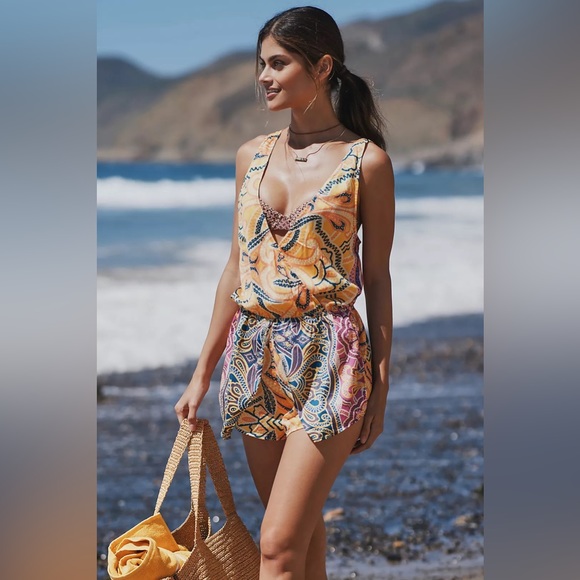 New🌟Anthropologie Sensual Romper - Picture 1 of 4